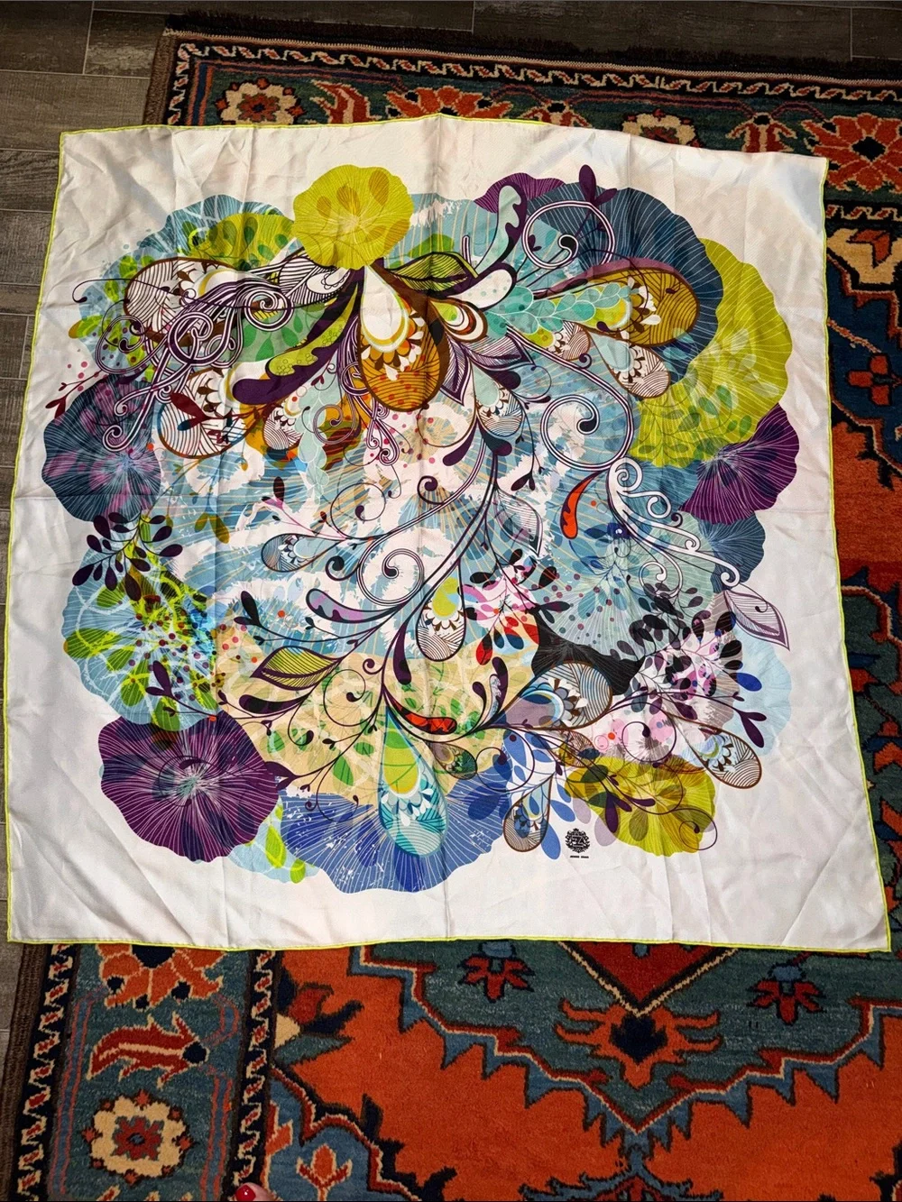 Jessie Zhao New York 100% Mulberry Silk Floral Square Scarf~ 36
